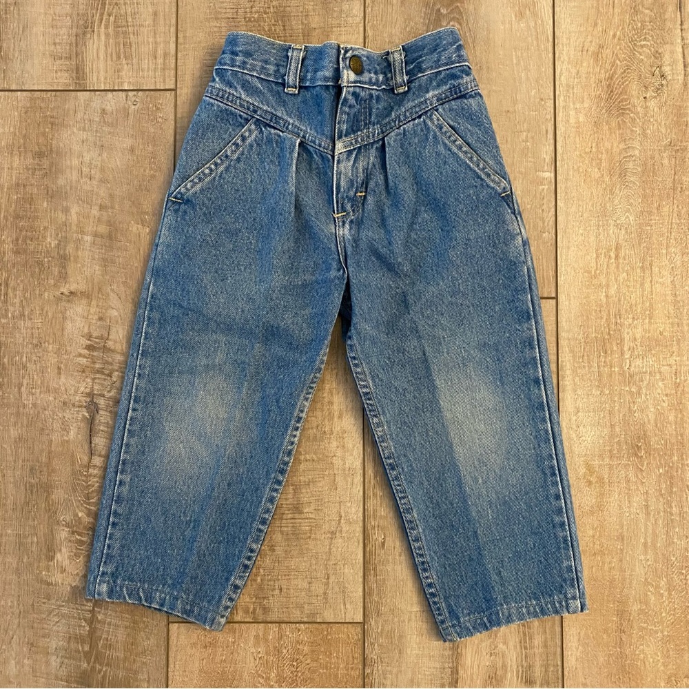Vintage OshKosh B’gosh Medium Wash Blue Denim Jeans Girls Size 4